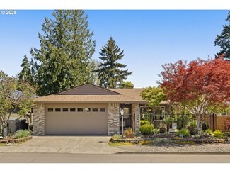 15660 SW Alderbrook Dr, Tigard, OR 97224