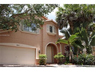 3921 W Whitewater Ave, Weston, FL 33332