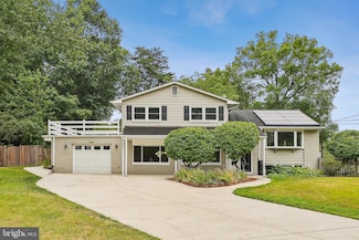 8802 Fort Hunt Rd, Alexandria, VA 22308