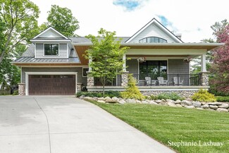 2769 Thornapple River Dr SE, Grand Rapids, MI 49546