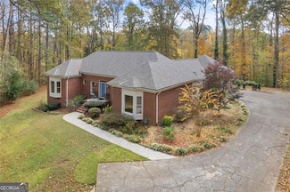 5768 Lost Grove Dr NW, Lilburn, GA 30047