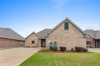920 Jacques Dr, Sulphur, LA 70663