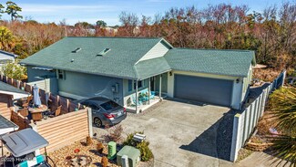 633 White Oak Ln, North Myrtle Beach, SC 29582