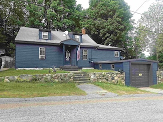 22 2nd St, Gorham, NH 03581