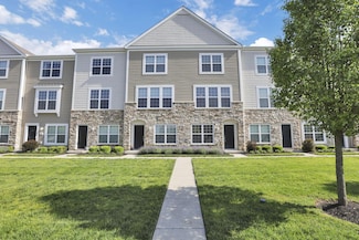 483 Autumn Ridge Cir, Pickerington, OH 43147