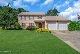1098 Verdant Rd, Toms River, NJ 08753
