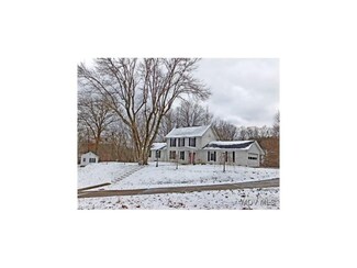 5983 Old St Marys Pike, Parkersburg, WV 26104