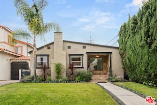 419 S Almont Dr, Beverly Hills, CA 90211