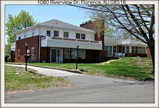 1080 Riverview Dr, Florence, NJ 08518