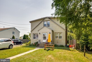 18 Webster Ave, Stratford, NJ 08084