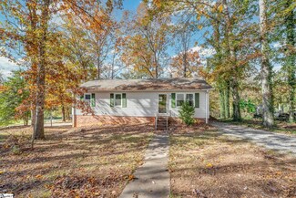 1 Darby Ct, Taylors, SC 29687