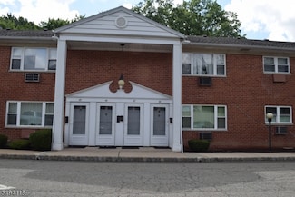48 Lincoln Gardens Unit 48 -, Lake Hiawatha, NJ 07034