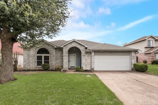 3201 Clovermeadow Dr, Fort Worth, TX 76123