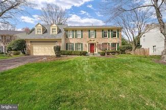 9502 Chestnut Farm Dr, Vienna, VA 22182