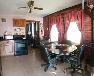 1305 S Roosevelt Rd, Knox, IN 46534