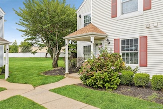 184 Fairview Cir, Middle Island, NY 11953