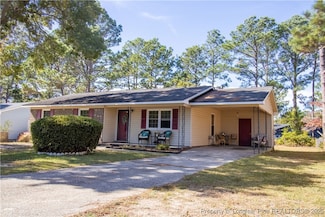 3616 Metric Dr, Hope Mills, NC 28348