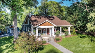 225 Rectory Hill Place SW, Lenoir, NC 28645