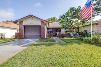 3466 Maclaren Dr, Palm Harbor, FL 34684