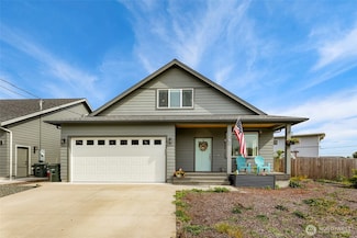 4123 Stuart Cir, Ferndale, WA 98248