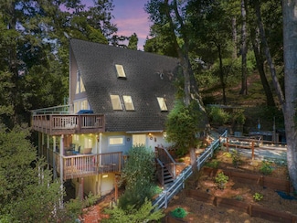 636 Cathedral Dr, Aptos, CA 95003