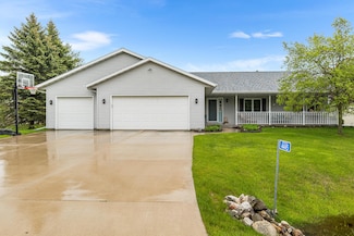 4445 White Oak Ln, Sheboygan, WI 53083