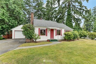 6426 Beverly Ln, Everett, WA 98203
