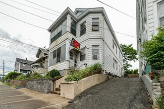 331 Dakota St Unit 333, Paterson, NJ 07503