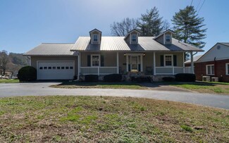 916 Valley River Ave, Murphy, NC 28906