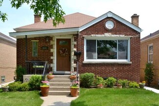 2241 Westover Ave, Riverside, IL 60546