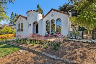 138 Valdeflores Dr, Burlingame, CA 94010