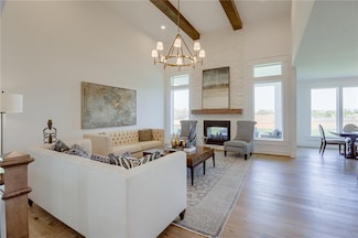 17909 Manor St, Overland Park, KS 66085