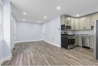 392 Palisade Ave Unit 2, Jersey City, NJ 07307