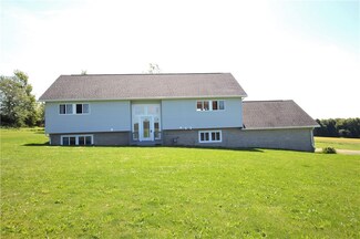 8213 Ravlin Hill Rd, Panama, NY 14767