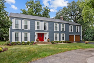 3 Old Valley Rd, Rolling Meadows, IL 60008