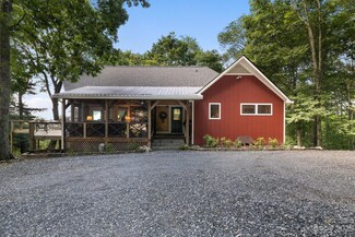 544 Unakite Ln, Mars Hill, NC 28754