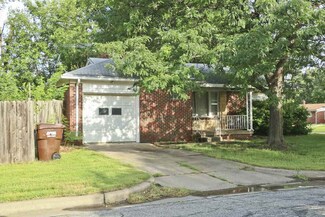 703 S Longfellow St, Wichita, KS 67207