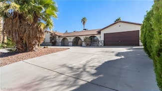 2916 Candelaria Dr, Henderson, NV 89074