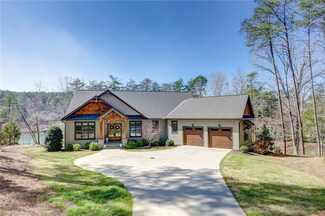 202 W Cannon Ct, Seneca, SC 29672