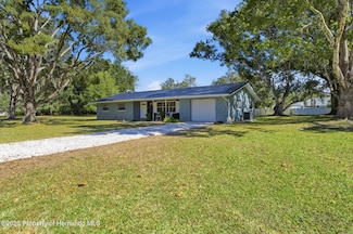 8066 Redbud Ln, Brooksville, FL 34601