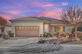 19269 Galloping Hill Rd, Apple Valley, CA 92308