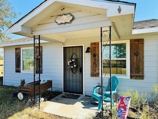 1965 Pee Dee Ln, Madisonville, TX 77864