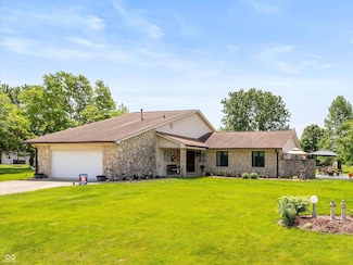 8111 Timberwood Dr, Plainfield, IN 46168