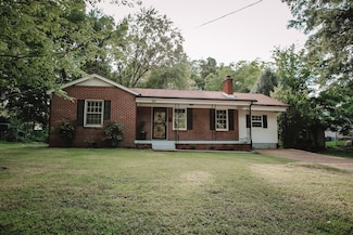 606 S Market St, Paris, TN 38242