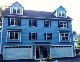 82 Vernon St Unit 1, Wakefield, MA 01880