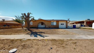 8652 Arboleda Dr, El Paso, TX 79907