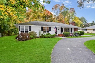 802 Winter St, Holliston, MA 01746