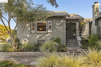 2201 McGee Ave, Berkeley, CA 94703