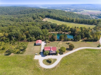 507 Leach Branch Rd, Hermann, MO 65041