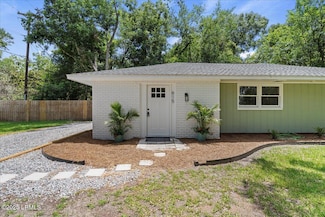 615 Linton Ln, Beaufort, SC 29902